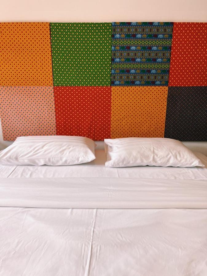 Eden Hotel Bangsean Ban Laem Thaen Екстериор снимка